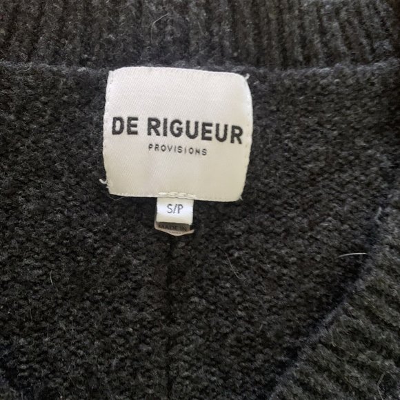 DE RIGUEUR PROVISIONS GREY V-NECK EXPOSED SEAM PULLOVER SWEATER Women's … - Picture 3 of 10